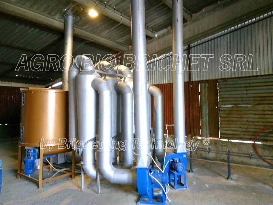 Straw shredder in Trusesti